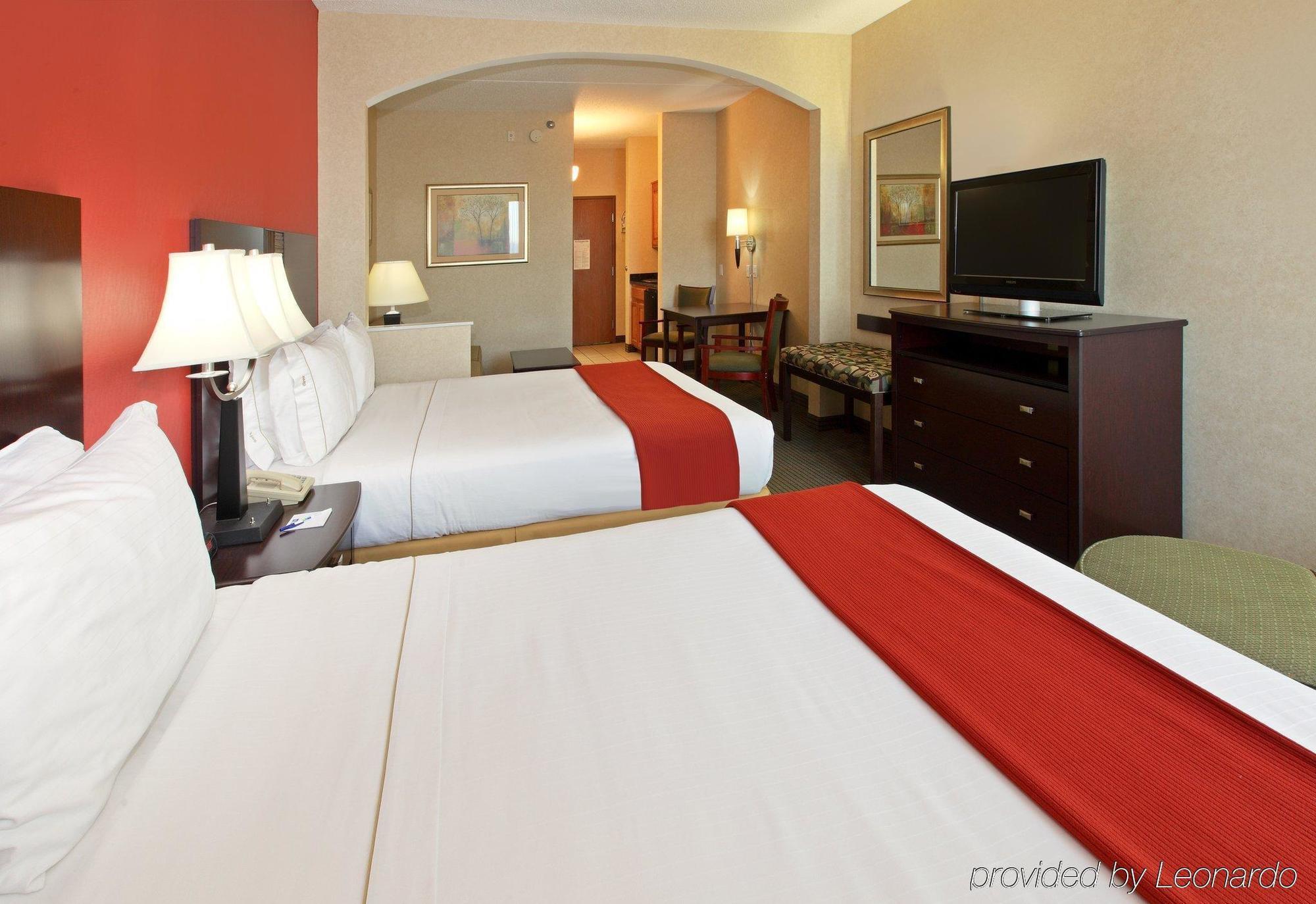 Holiday Inn Express Hotel & Suites Harrison Habitación foto